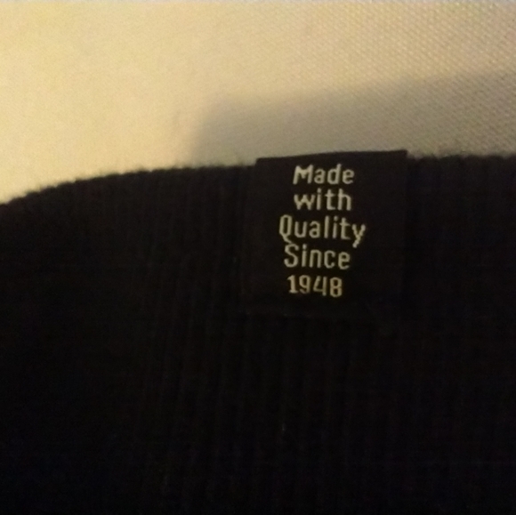 Puma large brand-new sweatpants - Picture 3 of 4